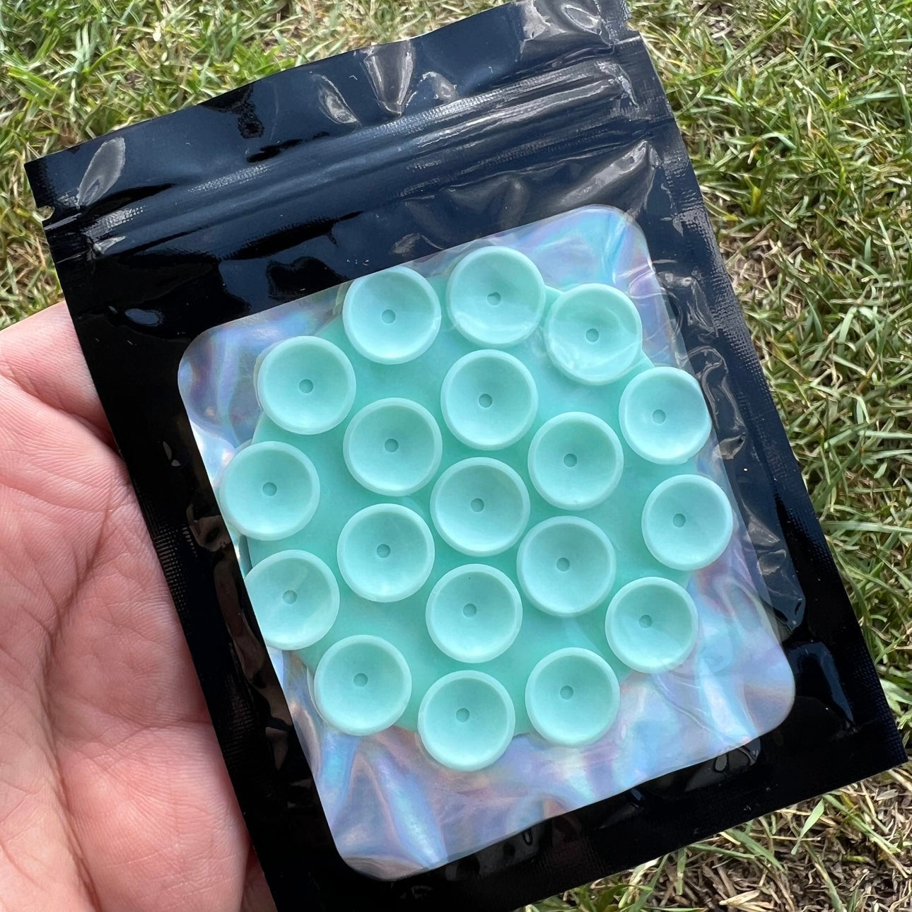 Suction grippers