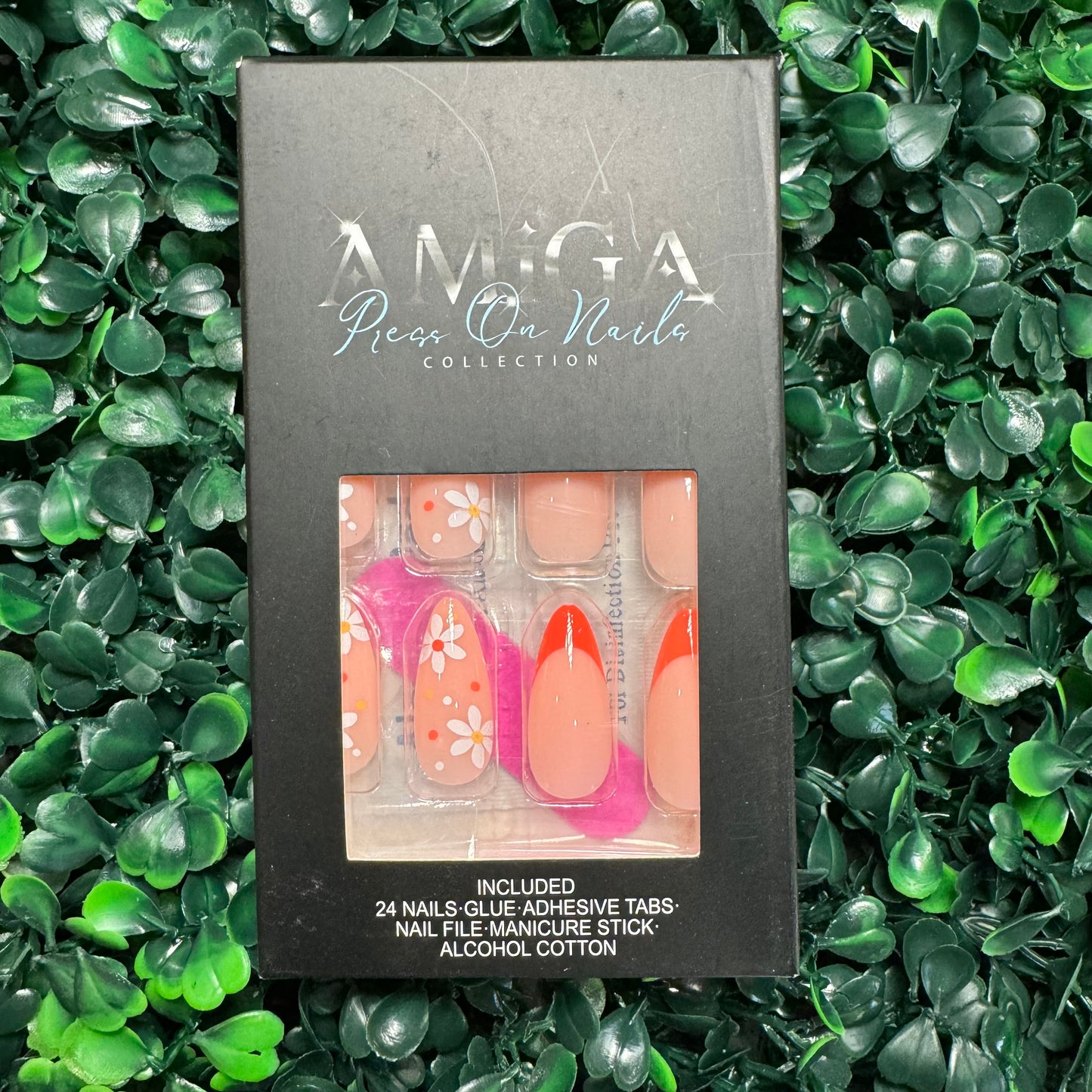 Press on nails