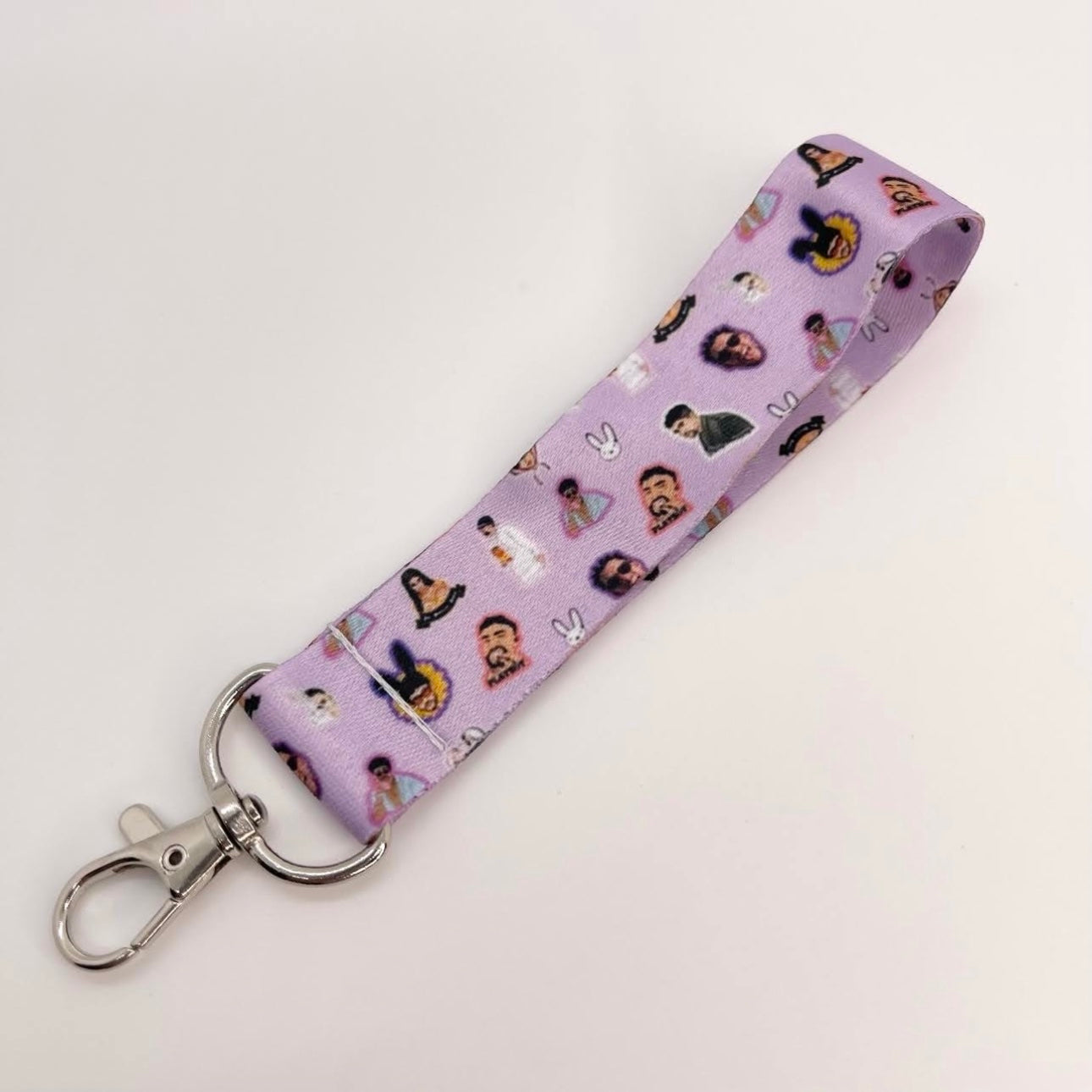 Benito small pattern lanyard