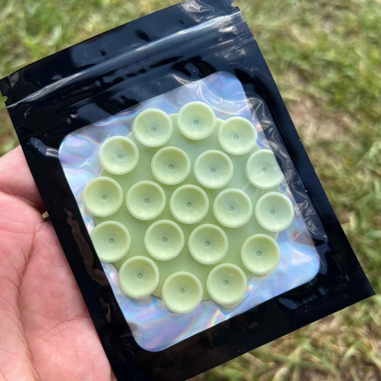 Suction grippers