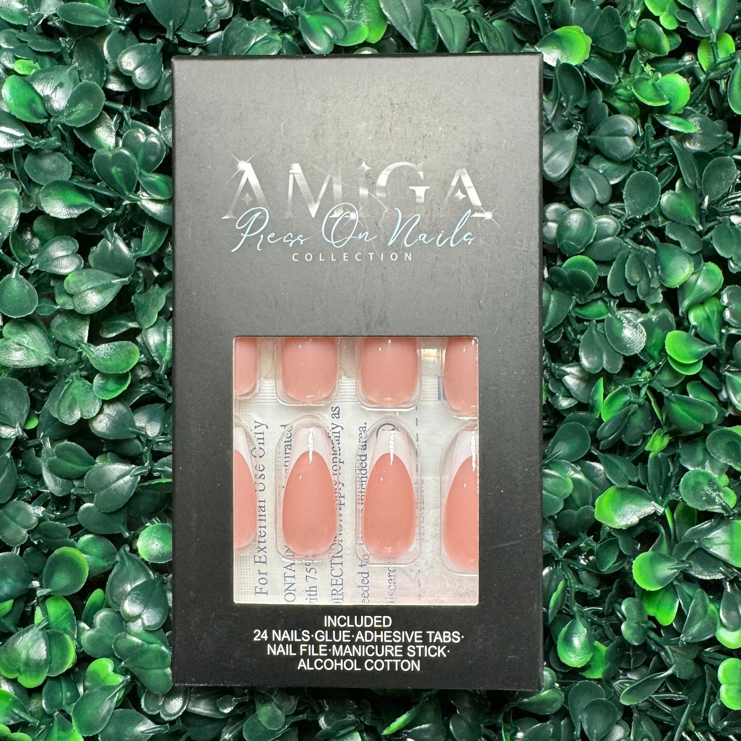Press on nails