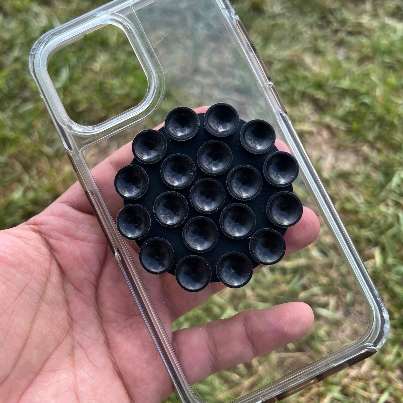 Suction grippers