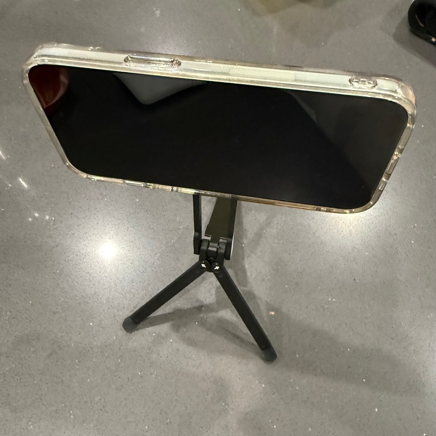 Magnetic phone stand