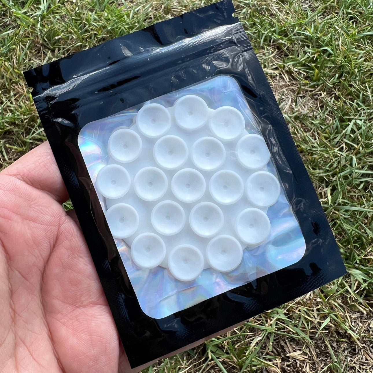 Suction grippers