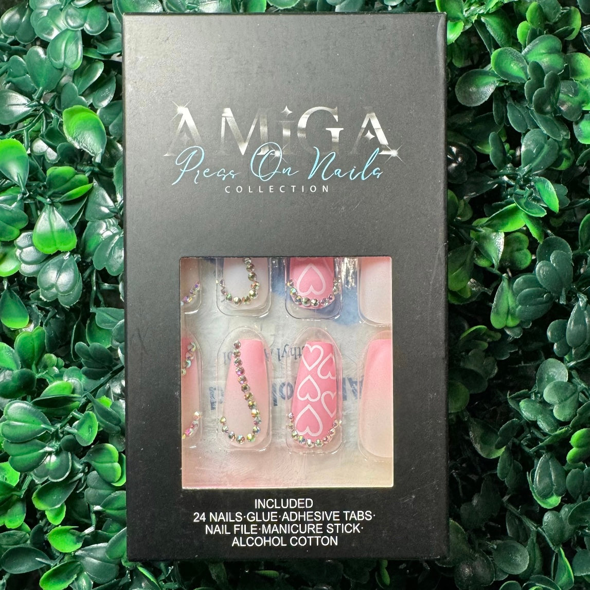 Press on nails