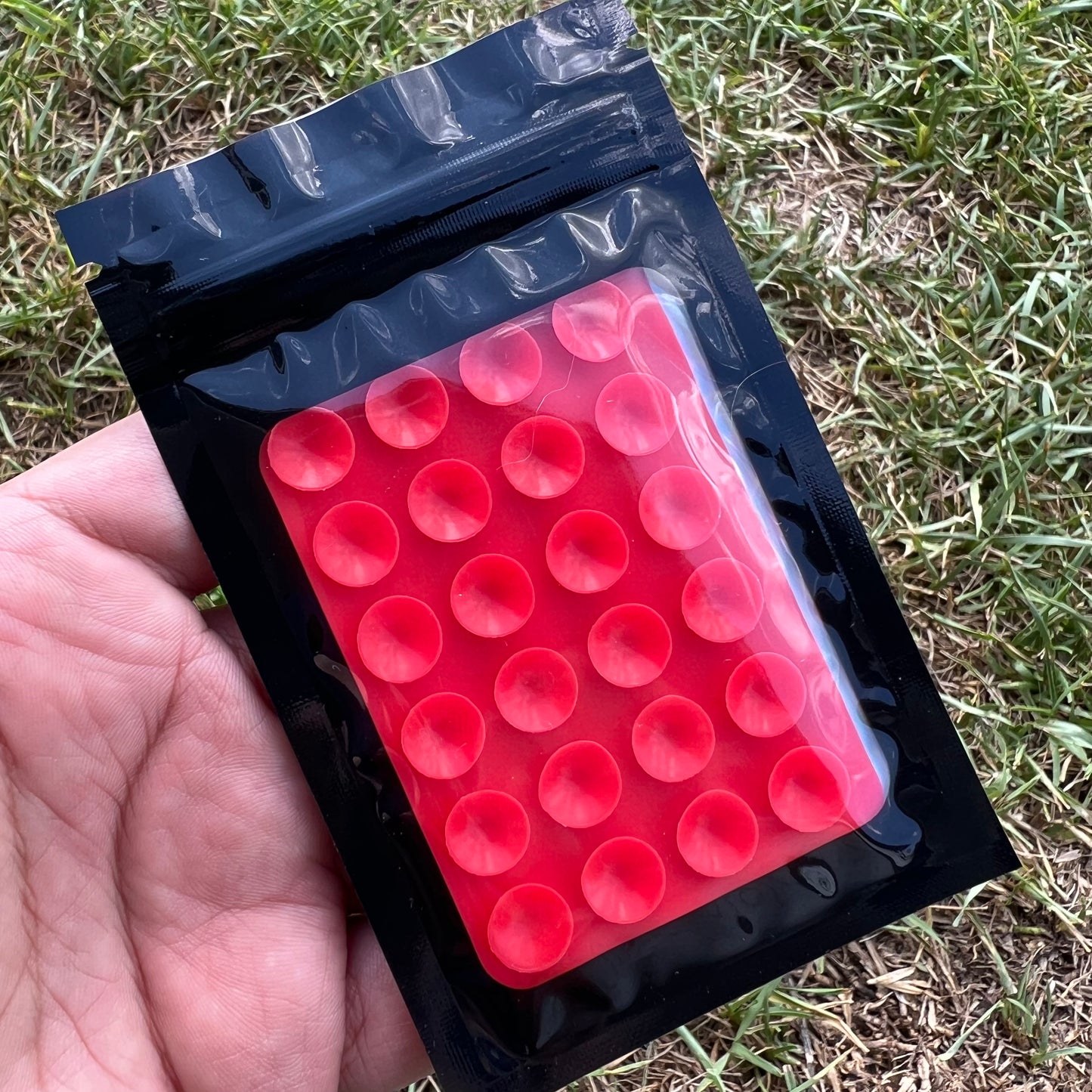 Suction grippers