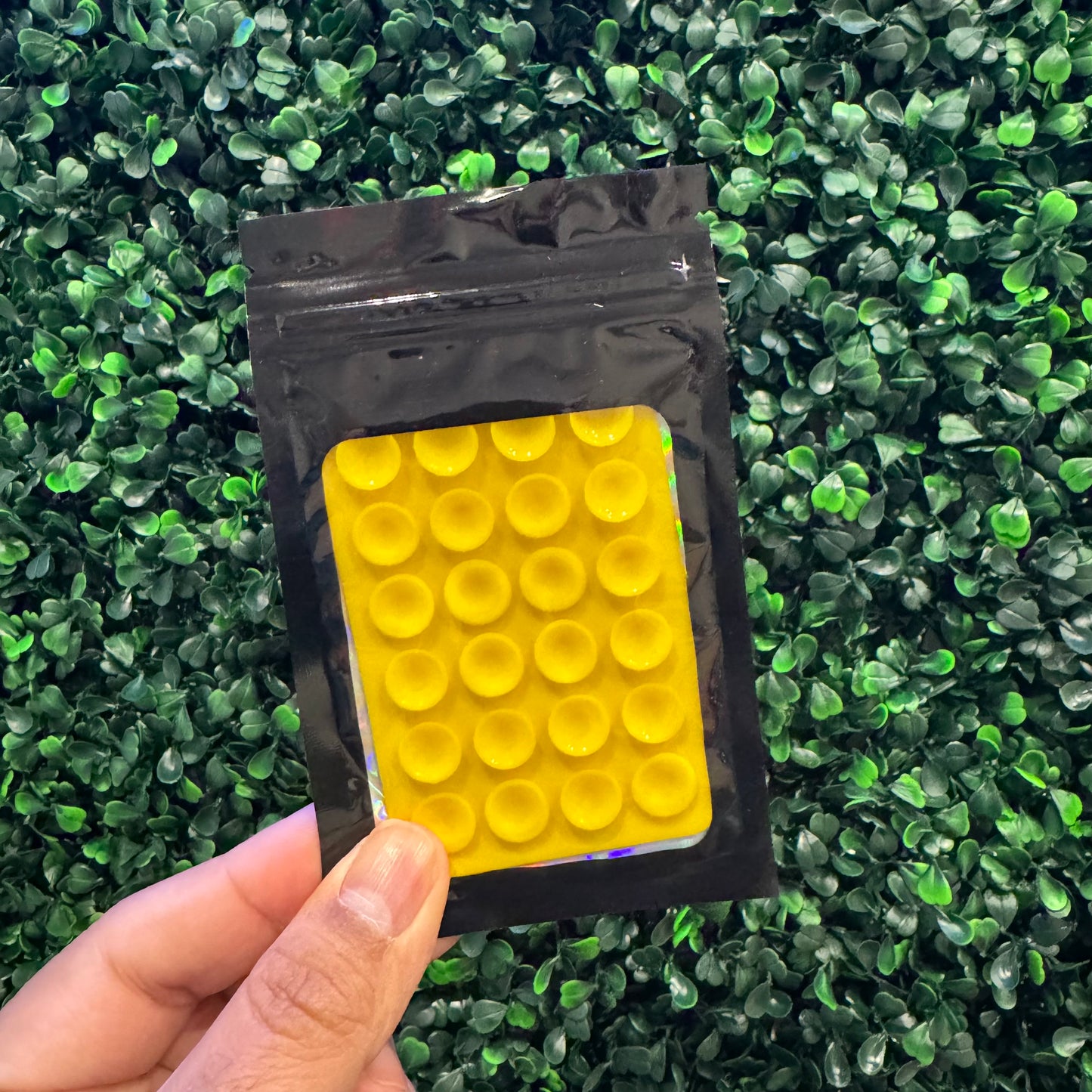 Suction grippers