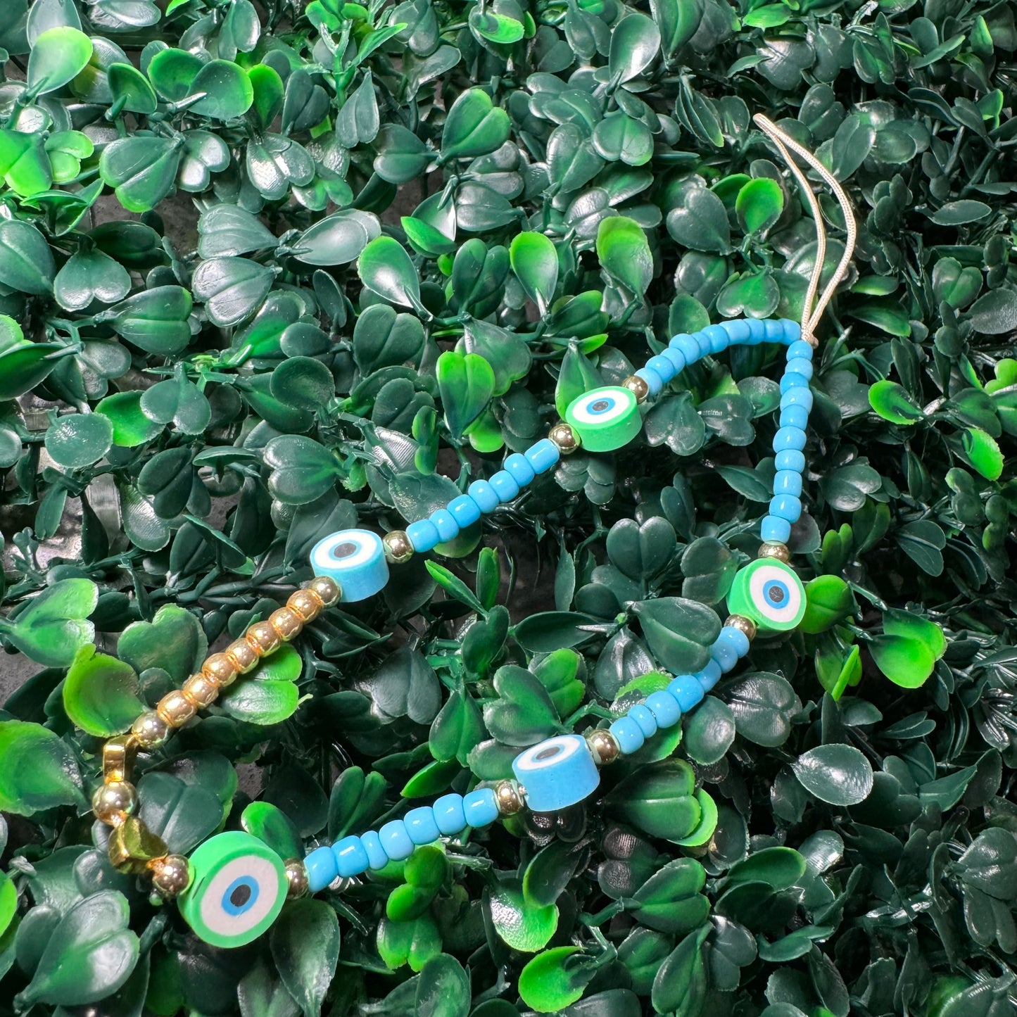 Phone case chain